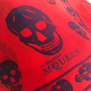 Alexander McQueen Silk Skull Scarf New without tag